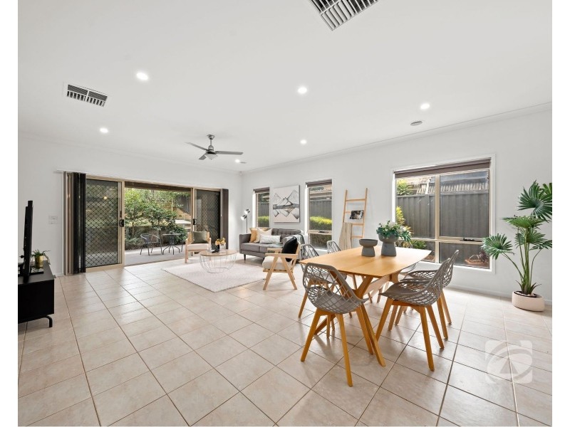 50 Sarton Link, Pakenham VIC 3810