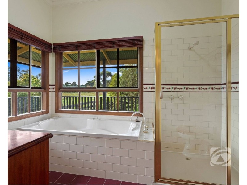 13 Latta Road, Nar Nar Goon VIC 3812