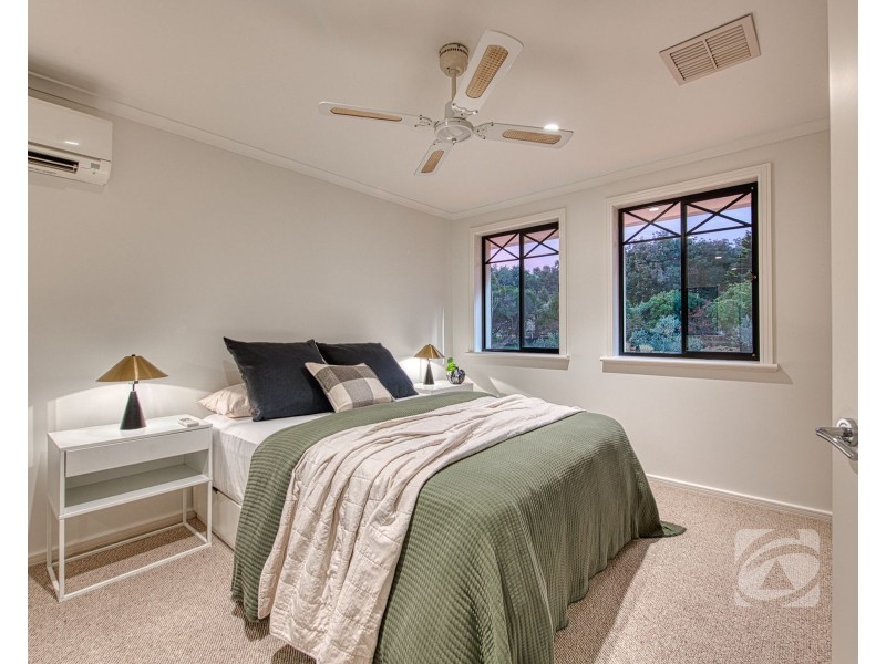 6 Farm Lane, Berwick VIC 3806