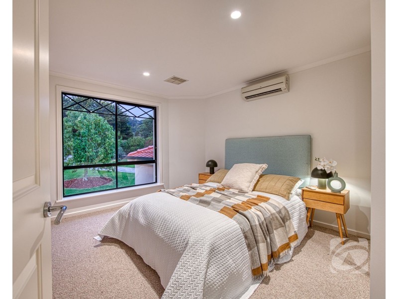 6 Farm Lane, Berwick VIC 3806