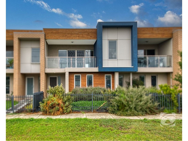 10 Ezra Crescent, Officer VIC 3809