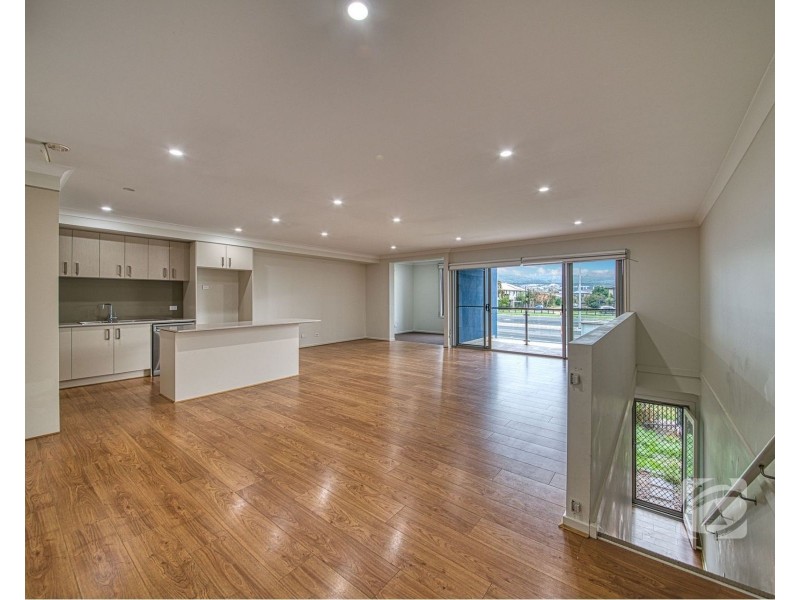 10 Ezra Crescent, Officer VIC 3809