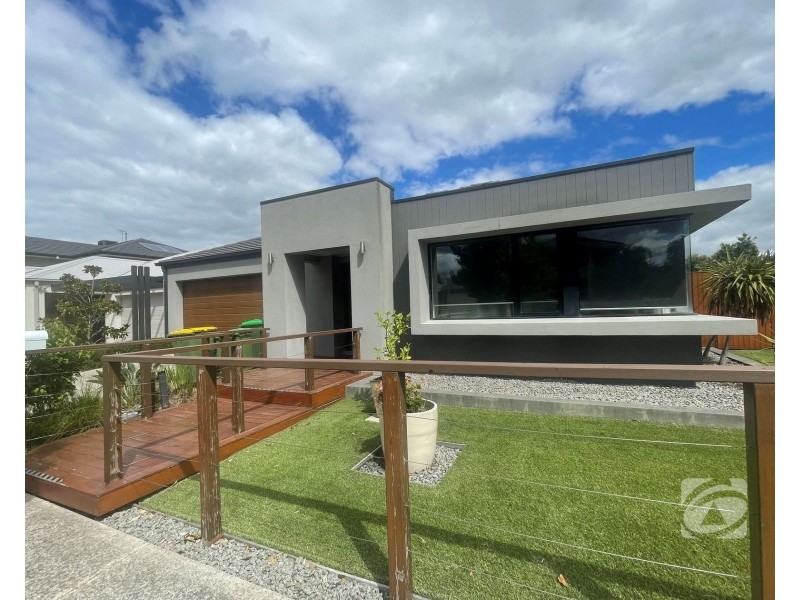 21 Penshurst Crescent, Officer VIC 3809