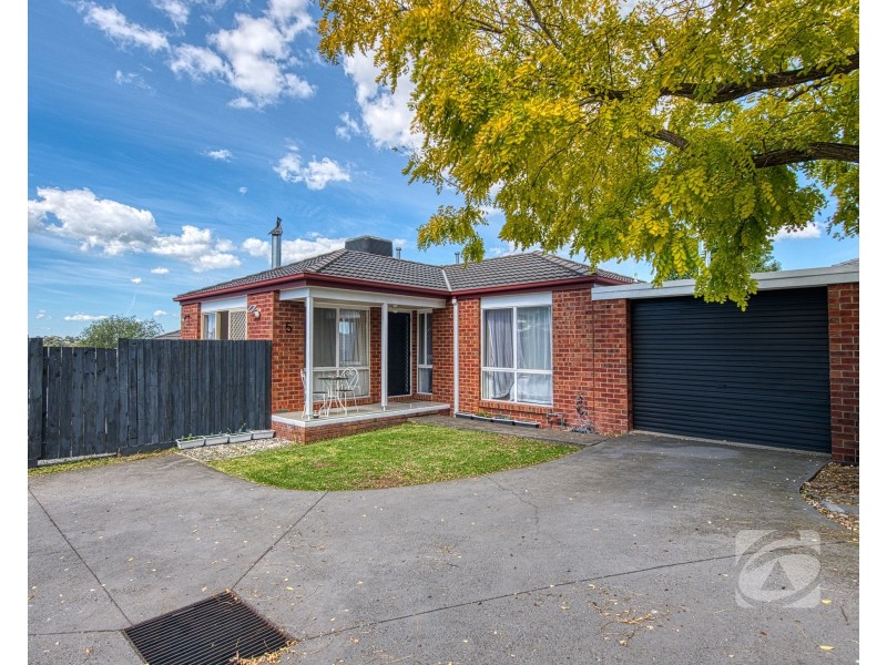 5/3 Hale Place, Pakenham VIC 3810