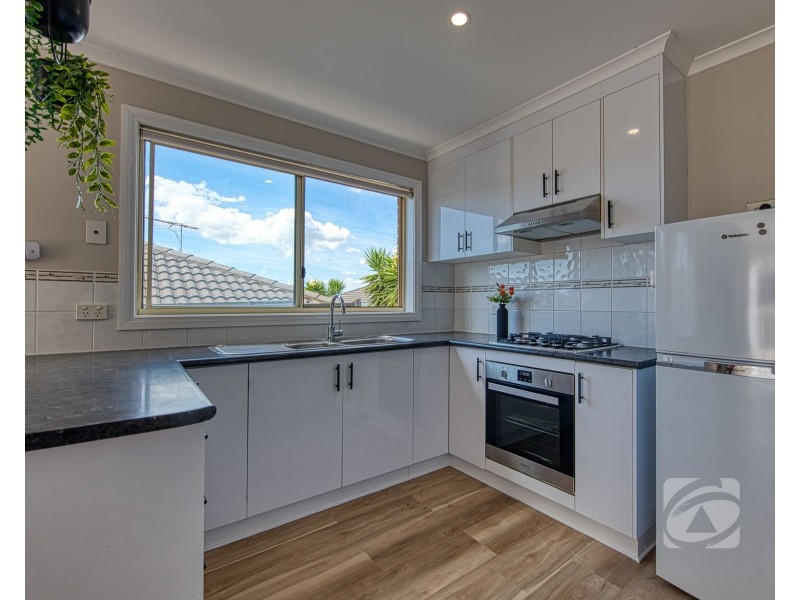 5/3 Hale Place, Pakenham VIC 3810