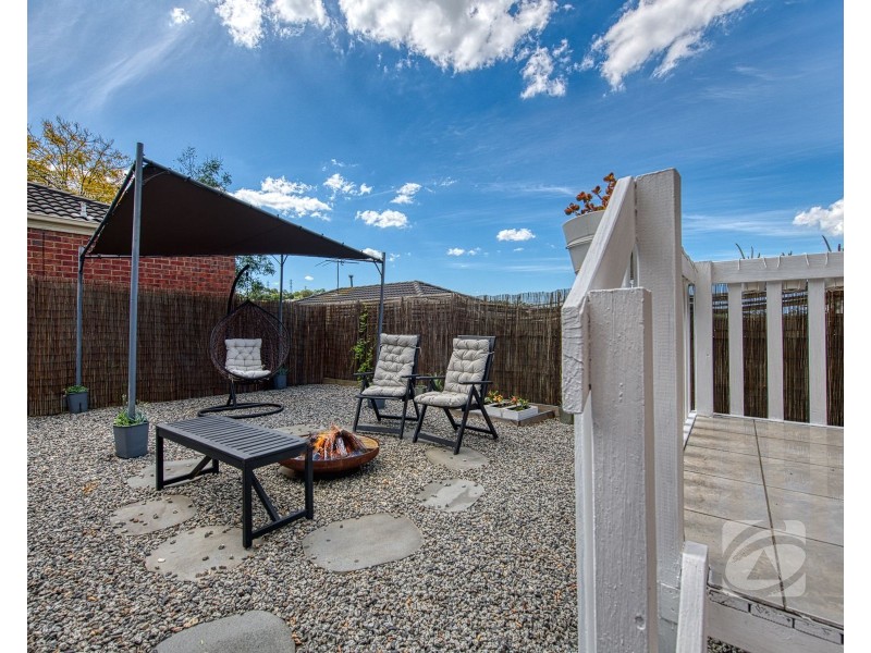 5/3 Hale Place, Pakenham VIC 3810