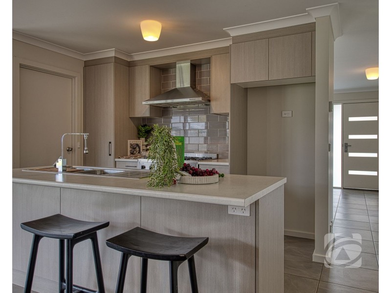 12 Camellia Drive, Bunyip VIC 3815