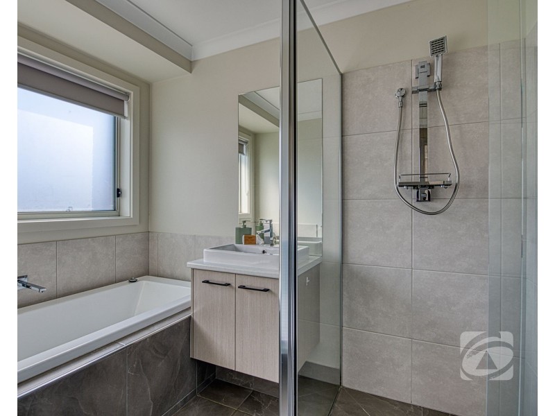 12 Camellia Drive, Bunyip VIC 3815