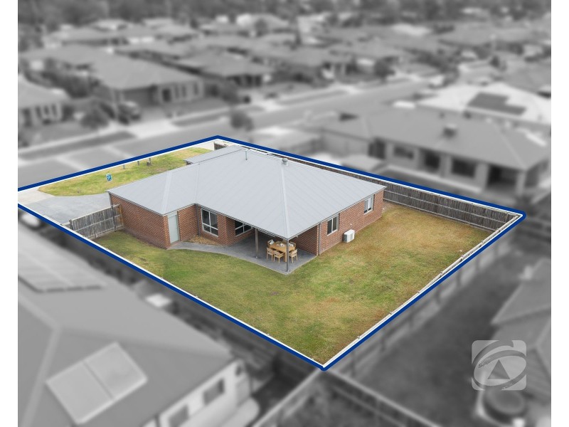 12 Camellia Drive, Bunyip VIC 3815