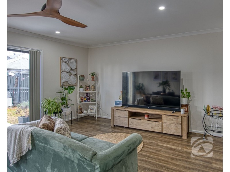 28 Sanctum Walk, Officer VIC 3809