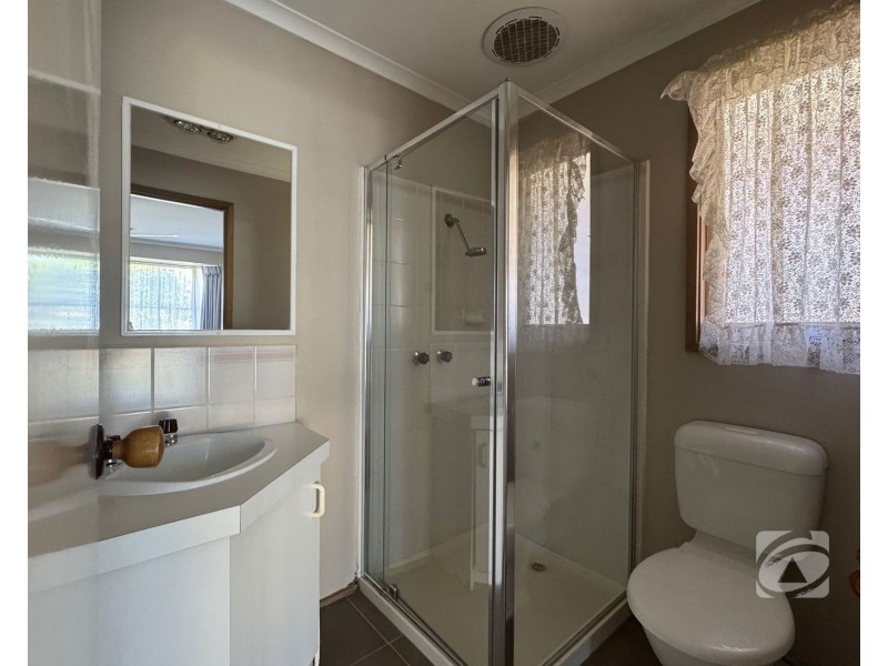 5 Emily Close, Pakenham VIC 3810