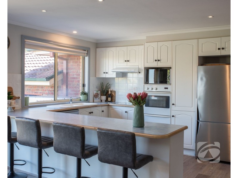 4 Aberdeen Heights, Pakenham VIC 3810