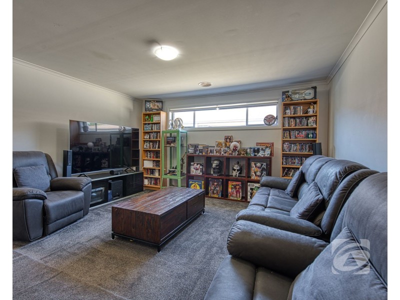 56 Blue Horizons Way, Pakenham VIC 3810