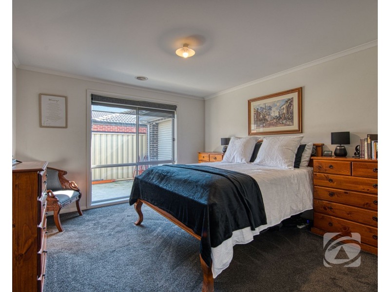 56 Blue Horizons Way, Pakenham VIC 3810