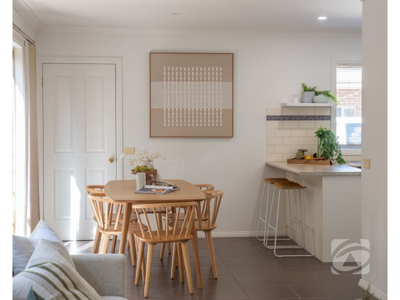 2/47 Princes Hwy, Pakenham VIC 3810