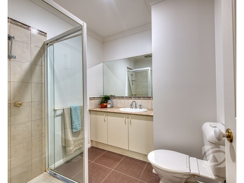 2/47 Princes Hwy, Pakenham VIC 3810