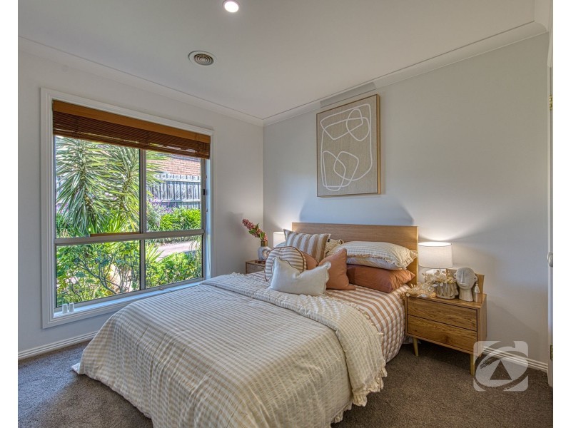 2/47 Princes Hwy, Pakenham VIC 3810