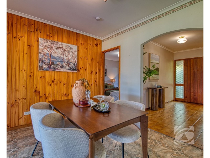 15 May Court, Garfield VIC 3814
