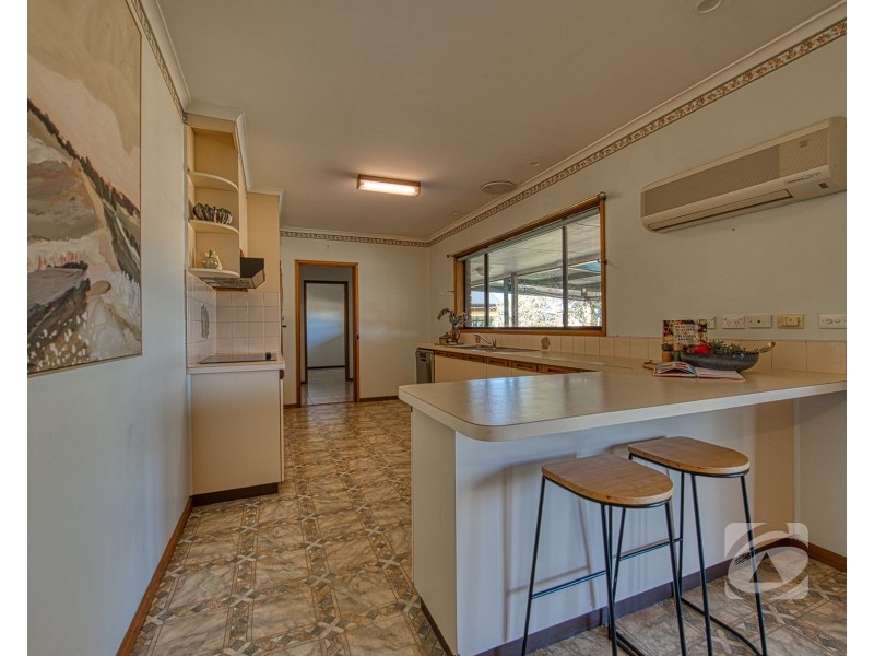 15 May Court, Garfield VIC 3814