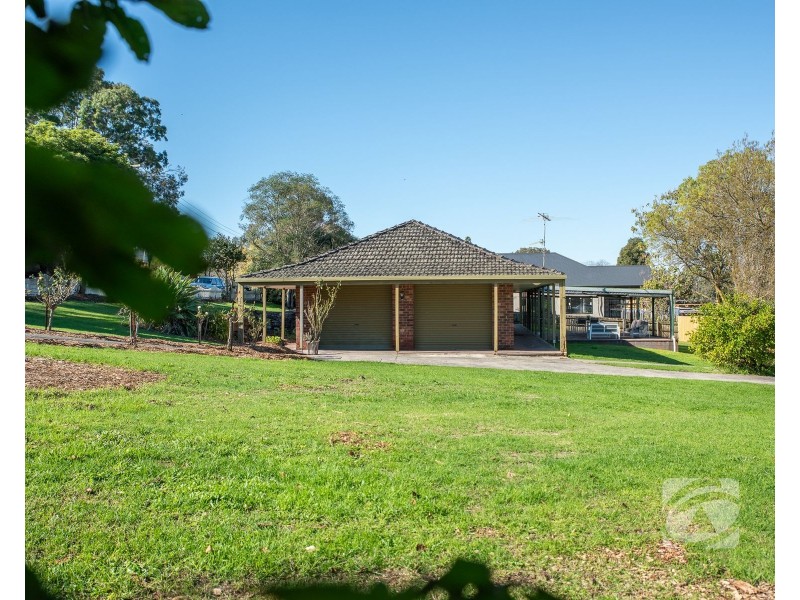 15 May Court, Garfield VIC 3814