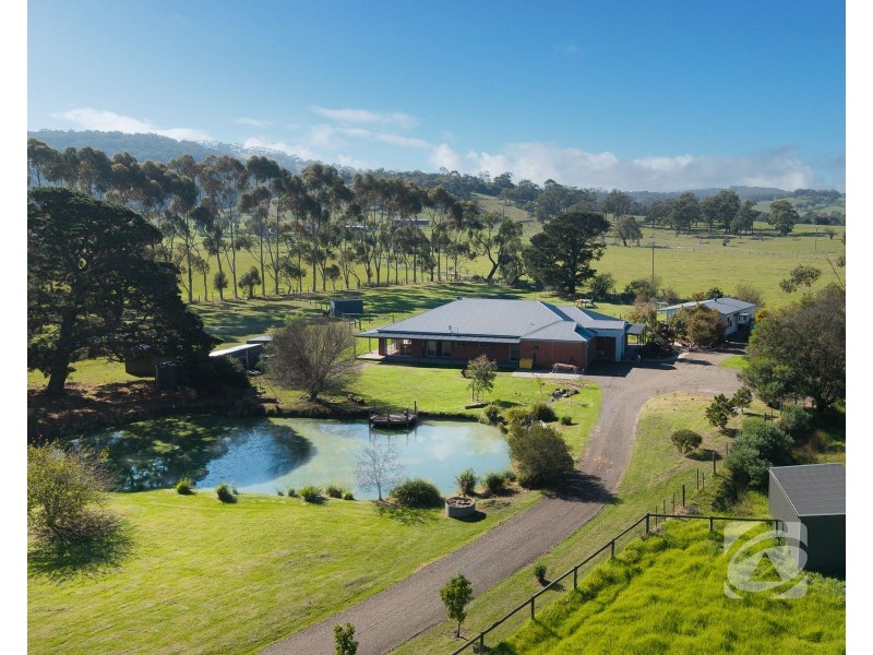 2/210 Toomuc Valley Road, Pakenham VIC 3810