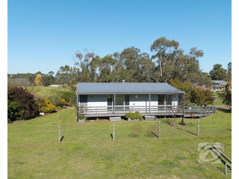 2/210 Toomuc Valley Road, Pakenham VIC 3810