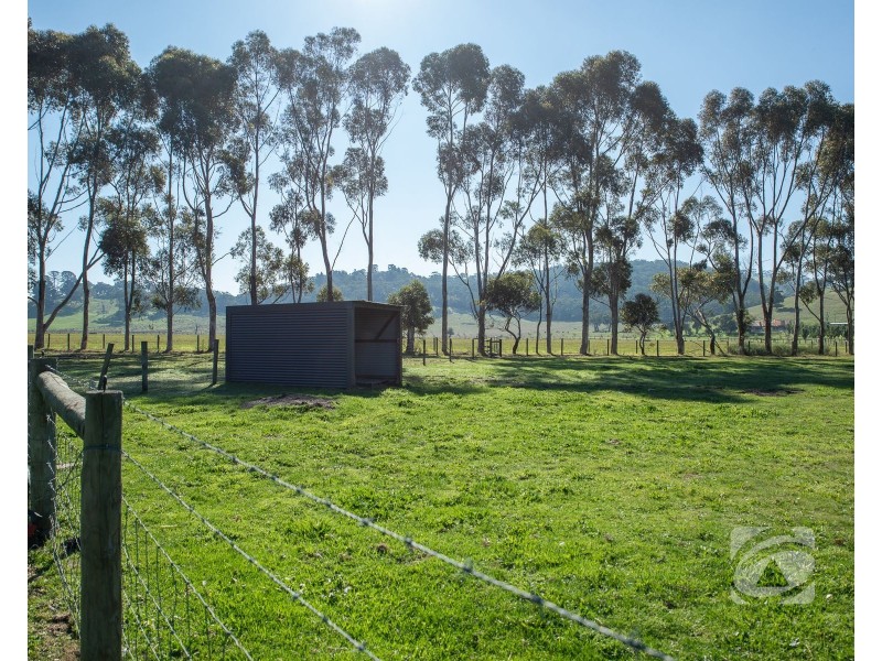 2/210 Toomuc Valley Road, Pakenham VIC 3810