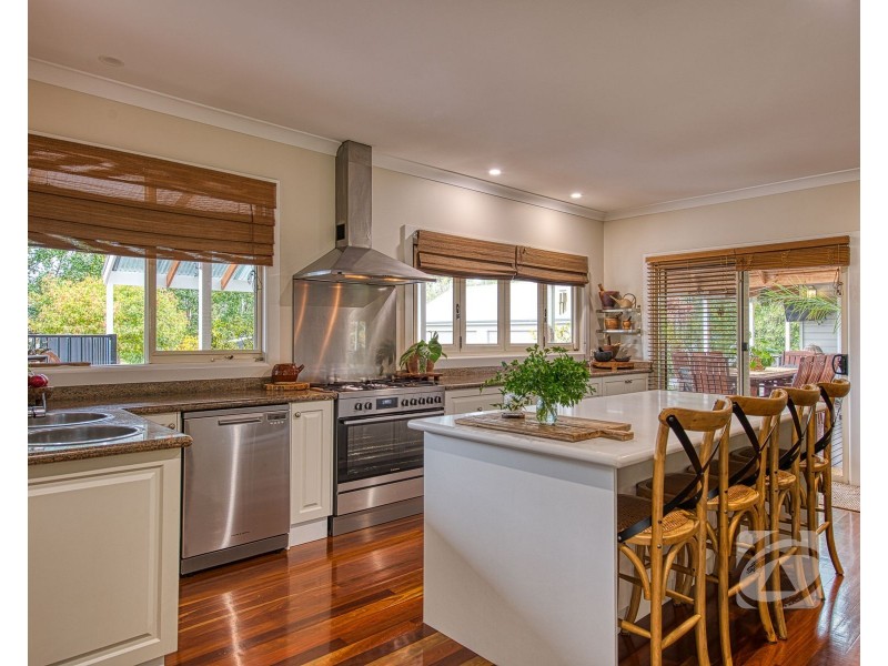 33 Thomas Street, Beaconsfield VIC 3807