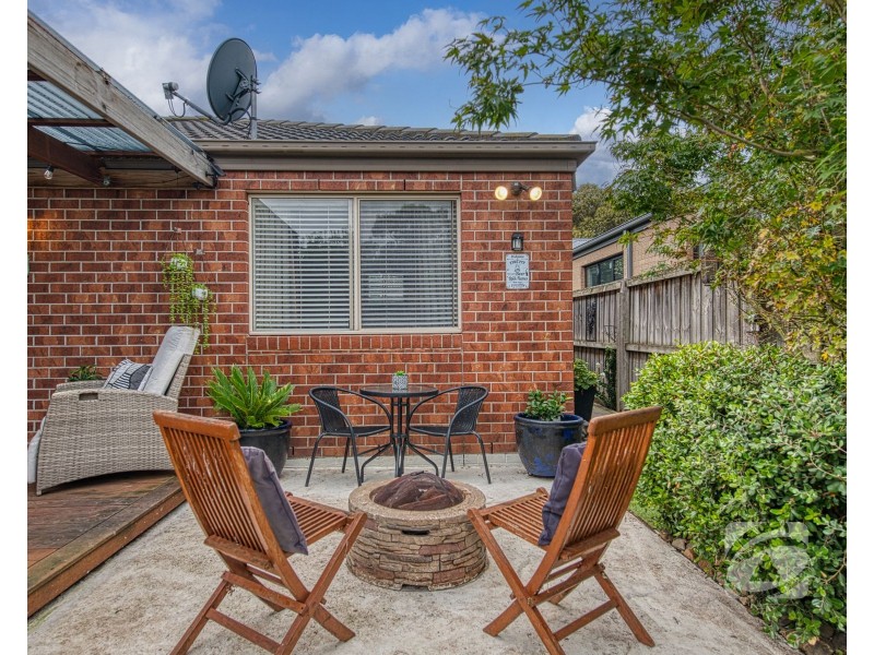 9 Melrose Street, Pakenham VIC 3810