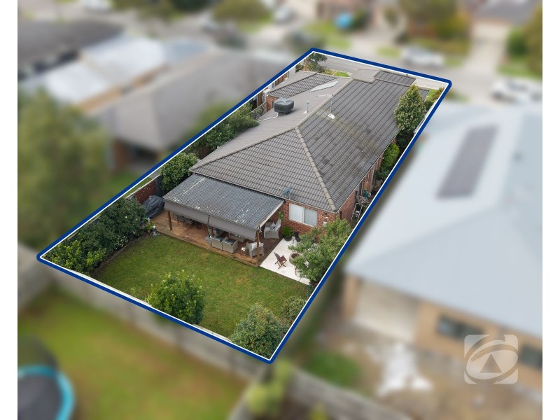 9 Melrose Street, Pakenham VIC 3810