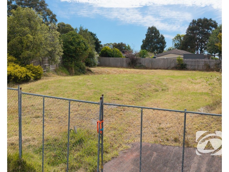 14 Beaumont Court, Pakenham VIC 3810