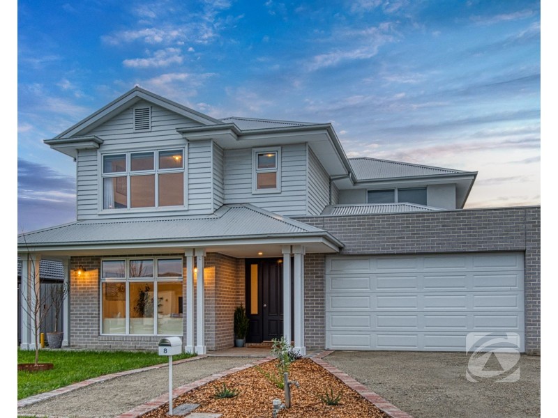 8 Cole Avenue, Lang Lang VIC 3984
