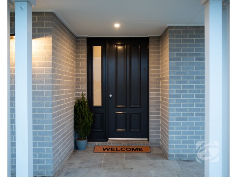 8 Cole Avenue, Lang Lang VIC 3984