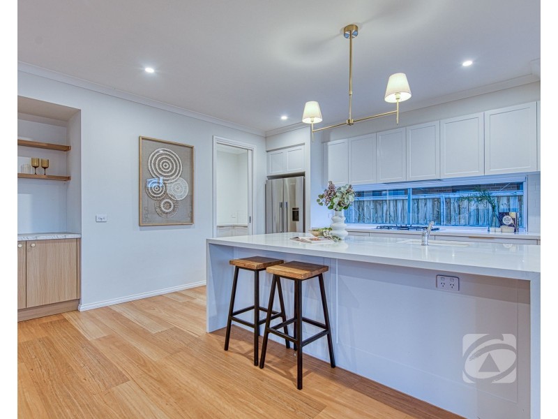 8 Cole Avenue, Lang Lang VIC 3984