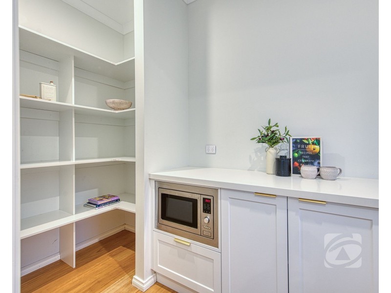 8 Cole Avenue, Lang Lang VIC 3984