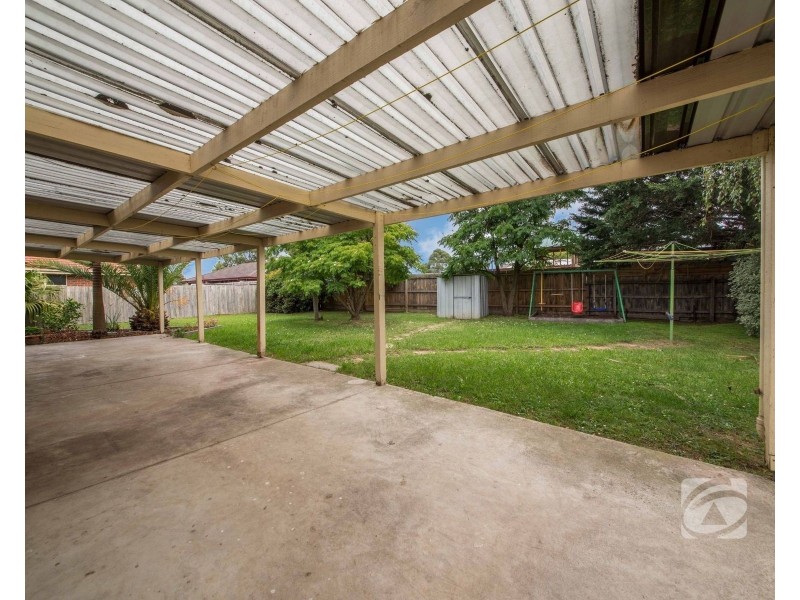 1 Dunbarton Drive, Pakenham VIC 3810