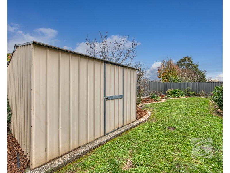 20 Scenic Drive, Beaconsfield VIC 3807