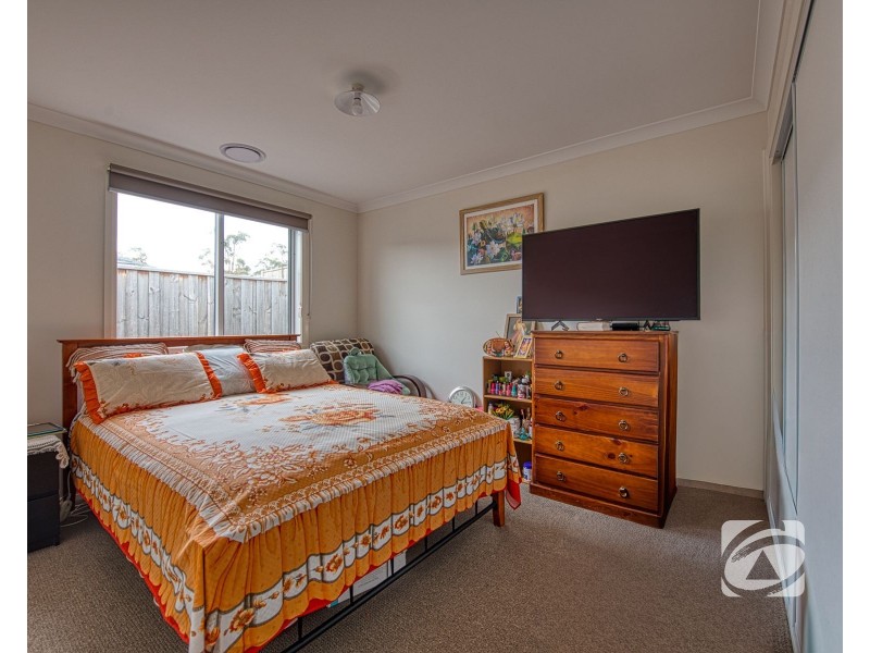 28 Illawarra Boulevard, Drouin VIC 3818
