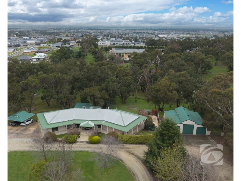 635 Brown Road, Officer VIC 3809