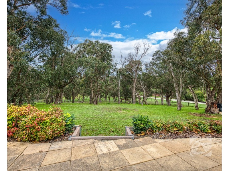 635 Brown Road, Officer VIC 3809