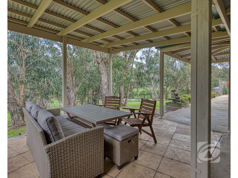 635 Brown Road, Officer VIC 3809
