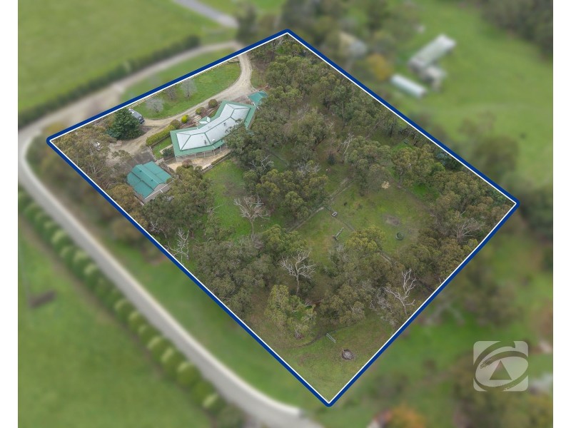 635 Brown Road, Officer VIC 3809