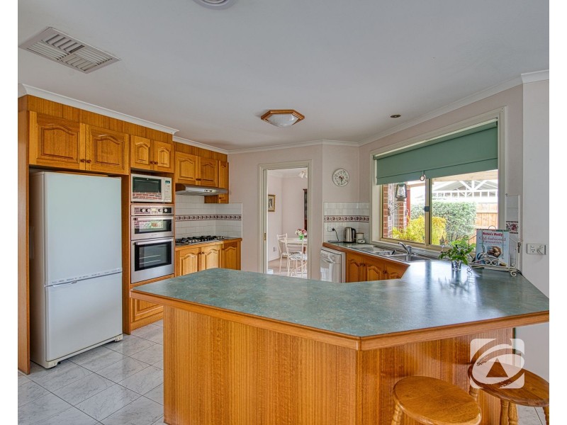 19 The Promenade, Narre Warren South VIC 3805
