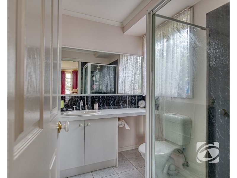 19 The Promenade, Narre Warren South VIC 3805