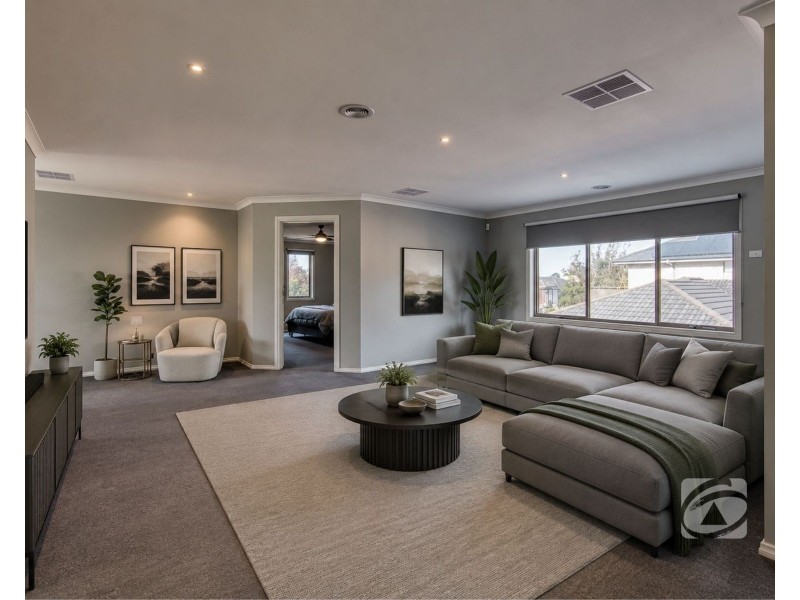11 Westwood Grove, Pakenham VIC 3810