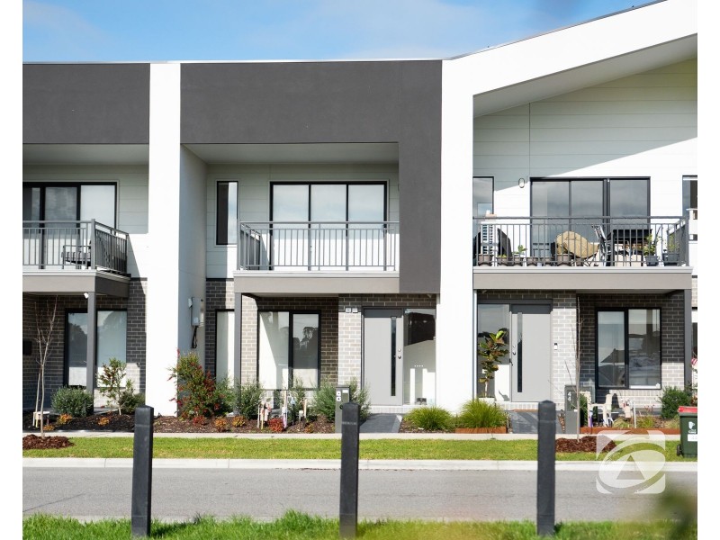 46 Silverwell Drive, Narre Warren South VIC 3805