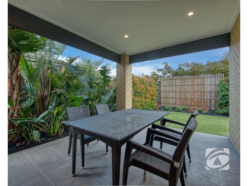 6 Wonder Street, Officer VIC 3809