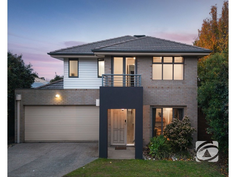 5 Florio Close, Berwick VIC 3806