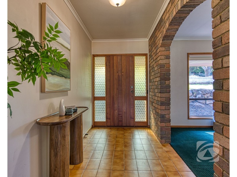 15 May Court, Garfield VIC 3814
