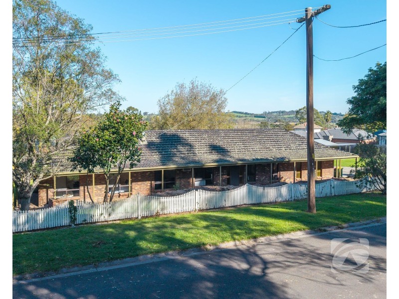 15 May Court, Garfield VIC 3814